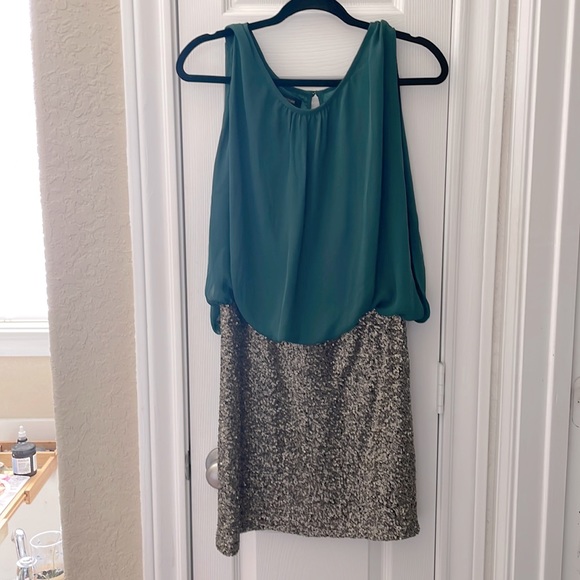 Couture dress, size medium, super flattering! - Picture 1 of 8